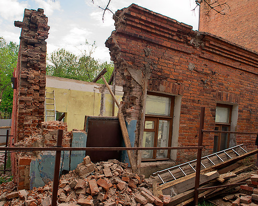 Май 2020 года, начало реконструкции дома на Чехова, 7. Фото: Сергей Серебро