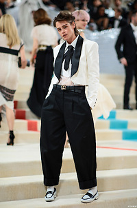 Кристен Стюарт в Chanel