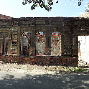 Дом во время реконструкции в 2012 году. Фото: Яна Ильина