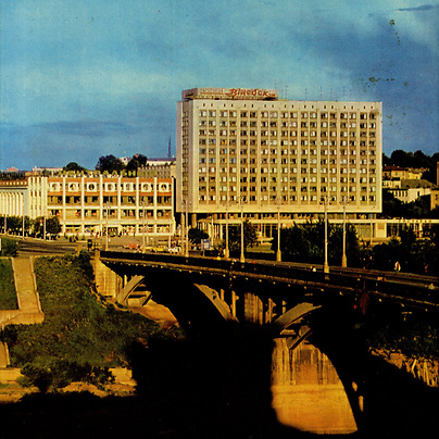 Гостиница в начале 1980-х годов. Из фотоальбома Витебск (1982 год)