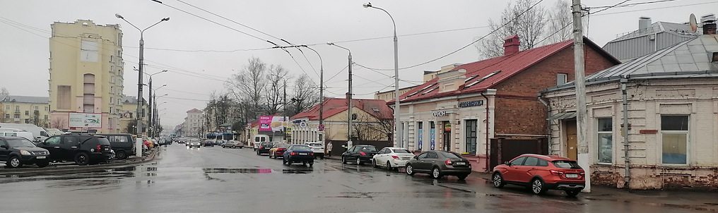 Улица Ленина у Смоленского рынка. Фото Сергея Мартиновича