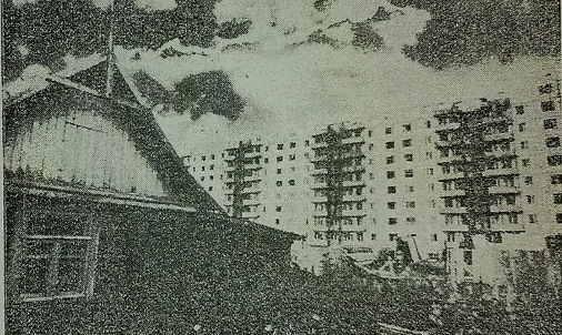 Старые и новые дома на Смоленском проспекте. Строитель, 22 августа 1980 года