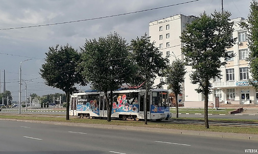 Трамвай на Московском проспекте. Фото Сергея Мартиновича