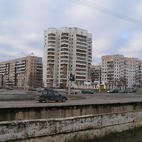 Перекресток проспекта Строителей и улицы Петруся Бровки в 2009 году. Фото Сергея Мартиновича